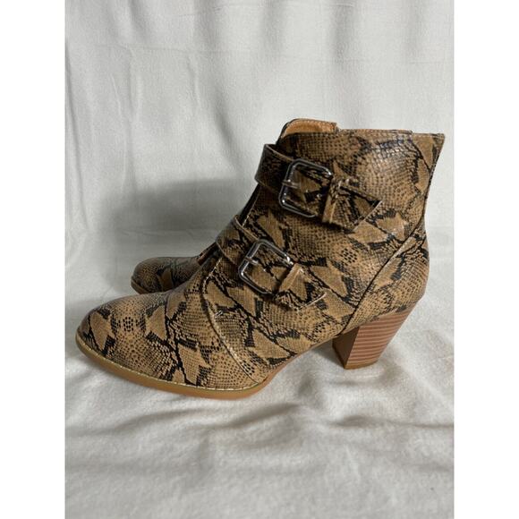 Coconuts By Matisse Helga Snakeskin Booties Brown Black Size 10 M Buckle Heels - Picture 6 of 12